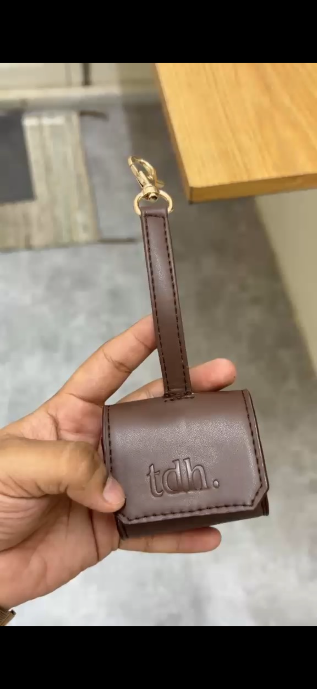 Detachable AirPods Case with Clip